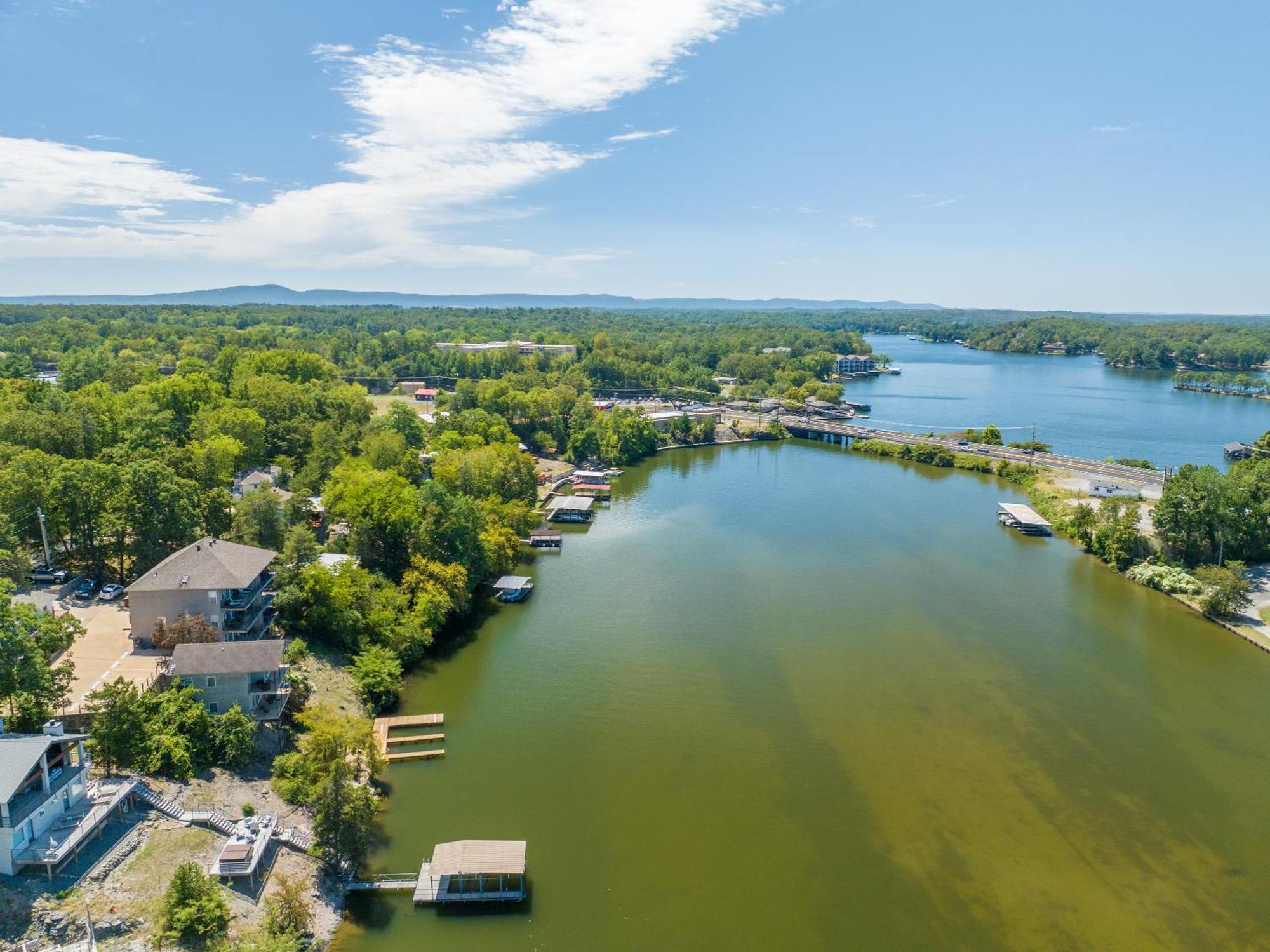 Ember'S View, Spa City Jewel- Lovely Lake Condo Hot Springs Eksteriør billede